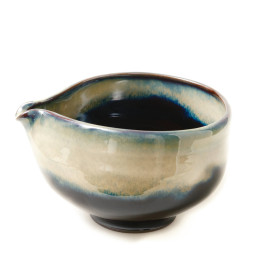 Matcha Bowl with Spout / Gradient Glaze